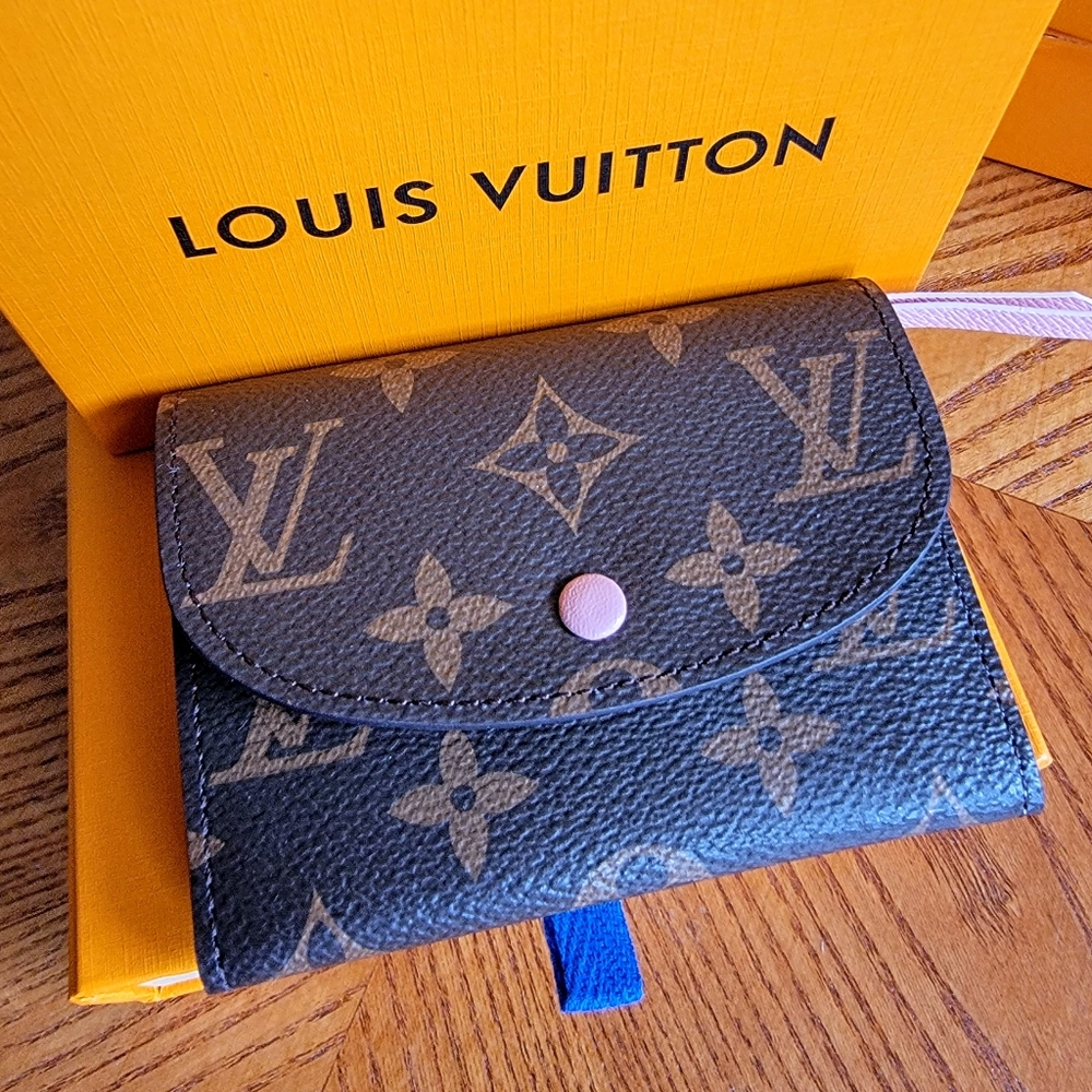 ❤️Authentic Louis Vuitton Rosalie Pink Monogram Coin Purse